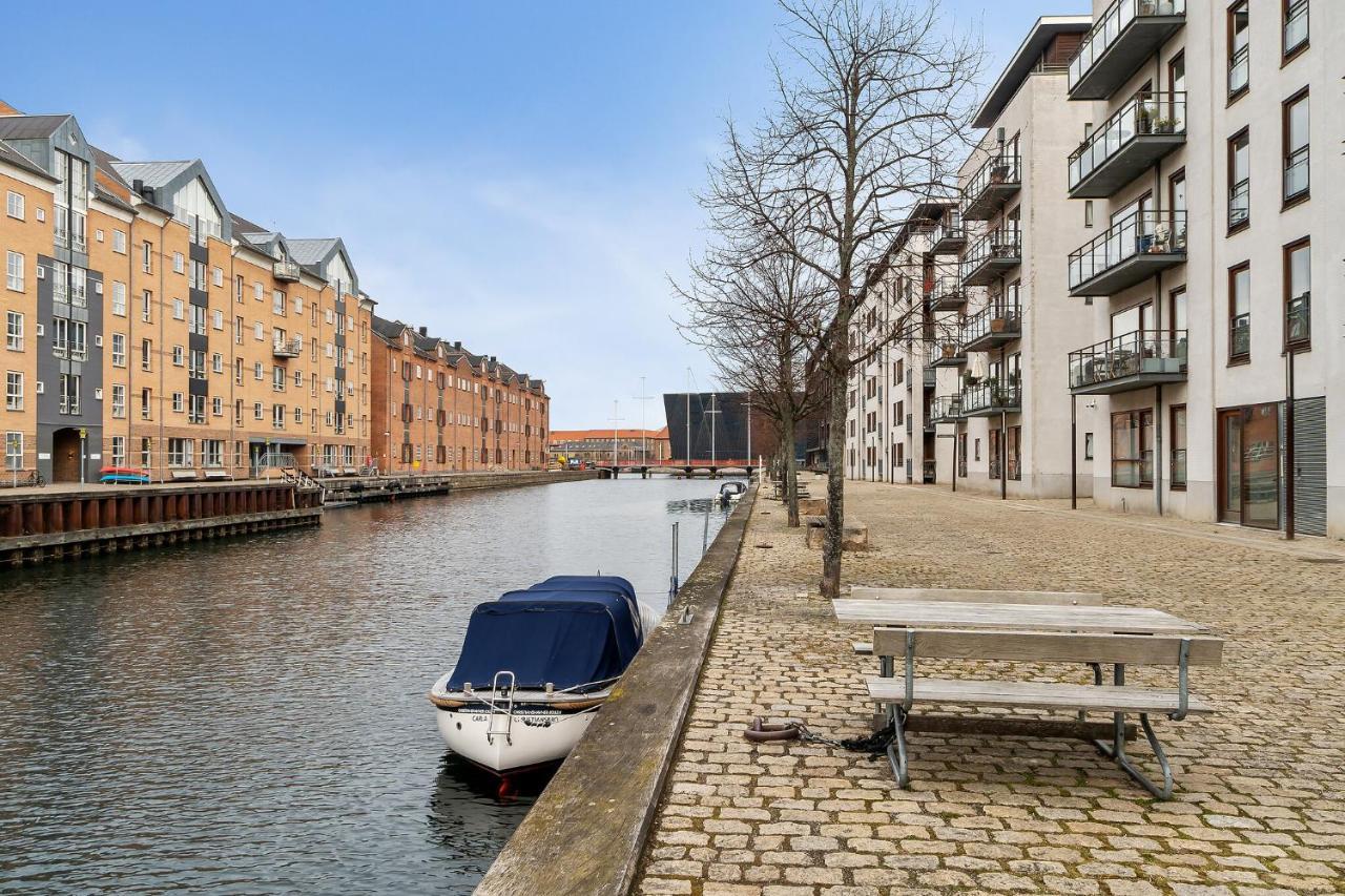 Scandi-Hygge 2 Bedroom Apartment In Charming Christianshavn Kopenhag Dış mekan fotoğraf